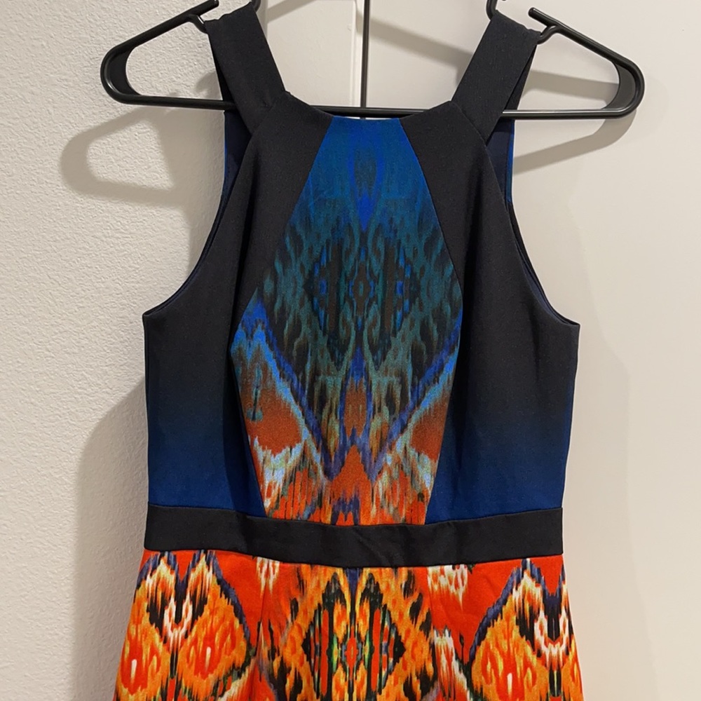 Dress - Picture 3 of 3
